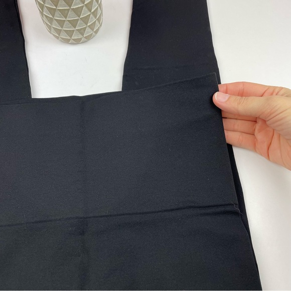 Red Hot Spanx Solid Black Leggings Women Size Small Stretchy Comfortable - Picture 2 of 5